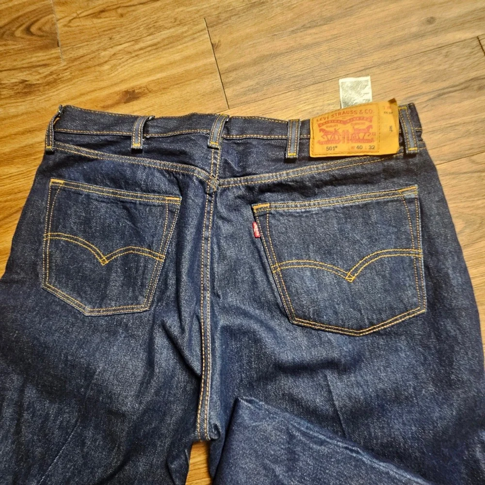 Levi's 501 Original Fit Jeans 40x32 Straight Button Fly‎ Dark Wash Closet Staple